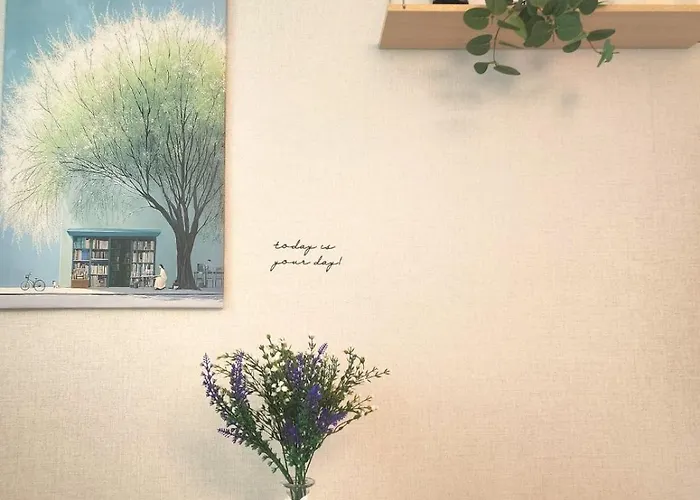 New Sale! Romantic 5m To Metro - Hongdae Myeong Jongno Ddm *
