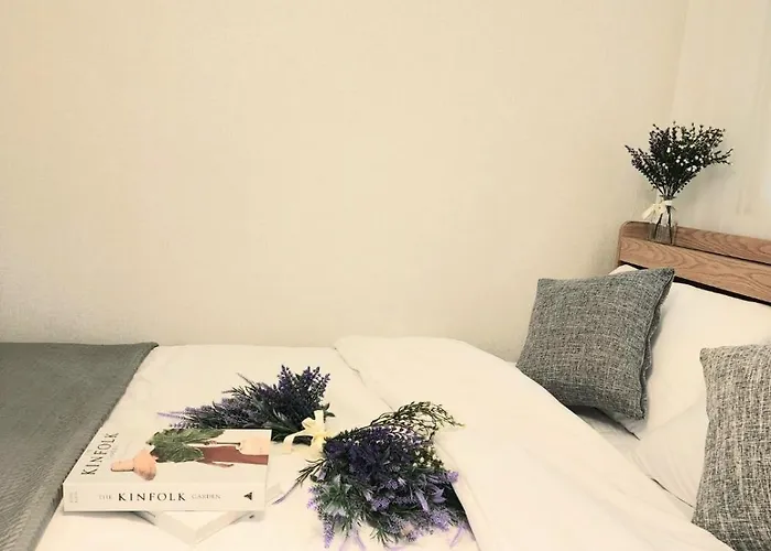New Sale! Romantic 5m To Metro - Hongdae Myeong Jongno Ddm